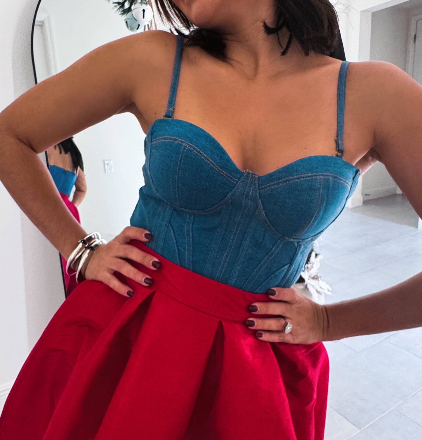 Emily's bustier