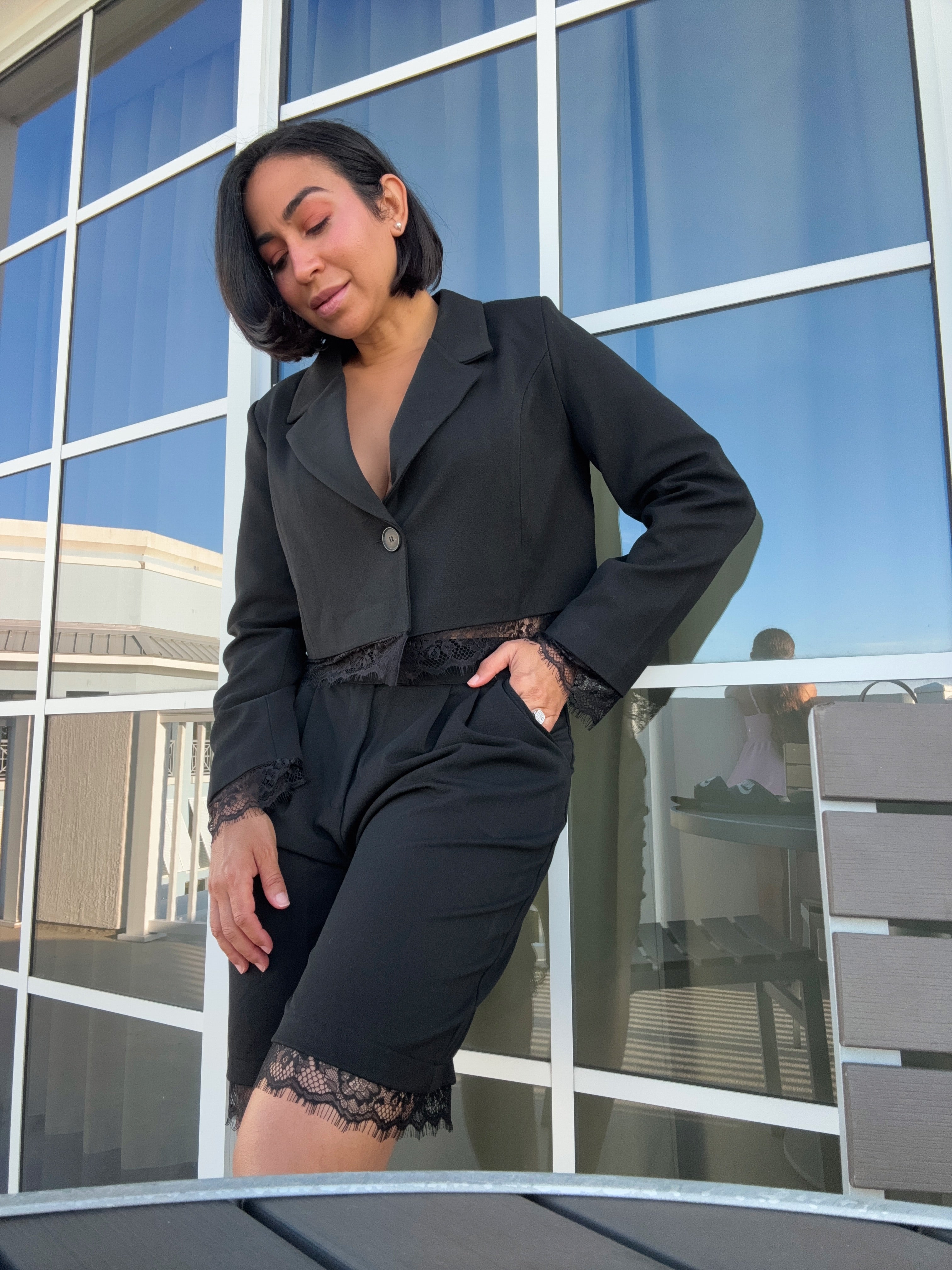 La Nuit Noir set