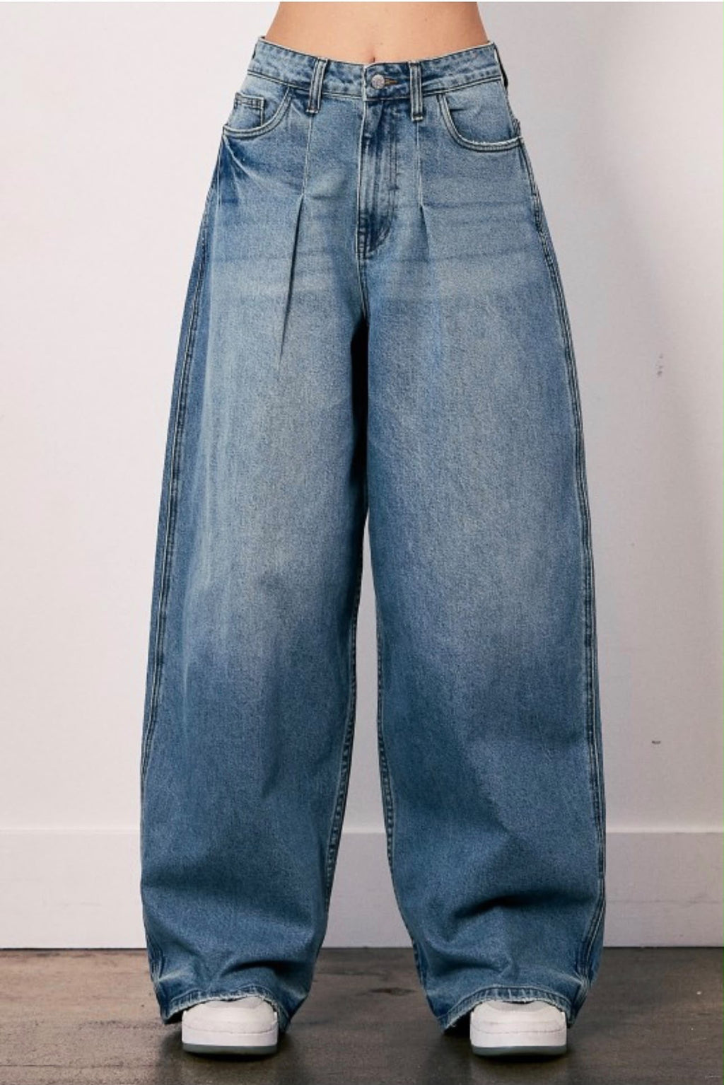 Verona baggy Jeans (PRE ORDER)